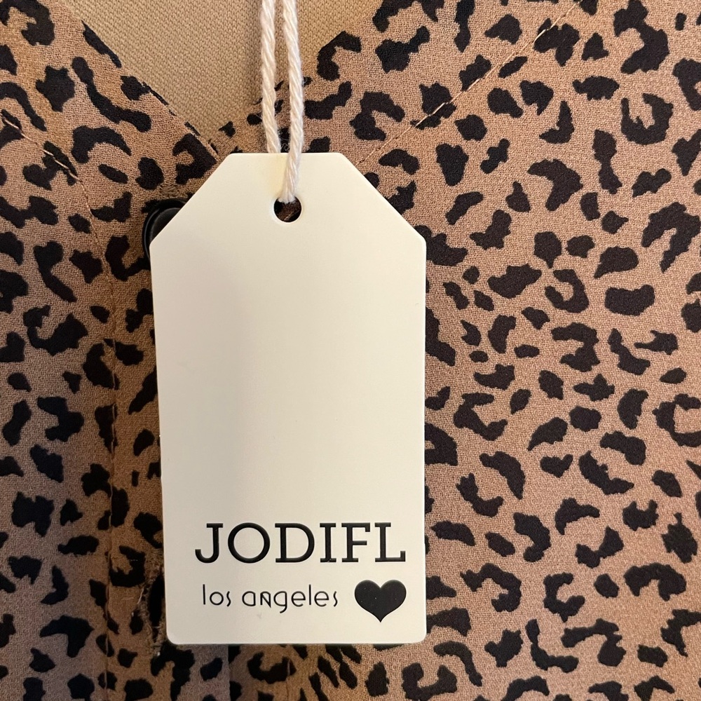 JODIFL Animal Print Blouse